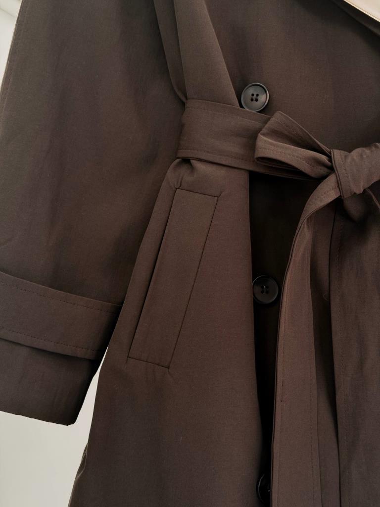 Women's Two-Tone Detail Oversize Trench Coat (detachable inner detail) G4887 - Brown
