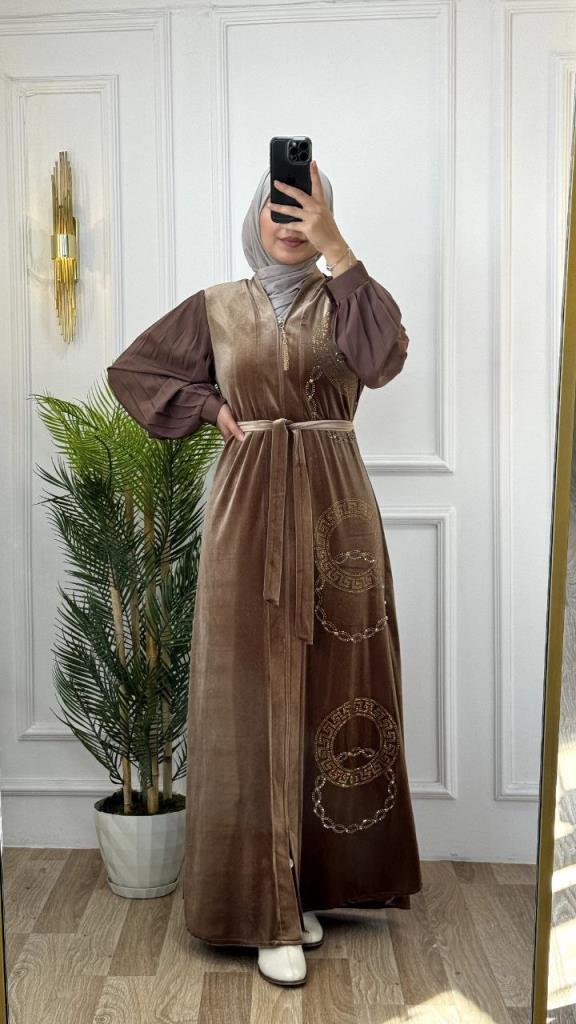 Luxurious wool abaya for veiled women, with an elegant design that combines comfort and luxury, model m2041 - Tan