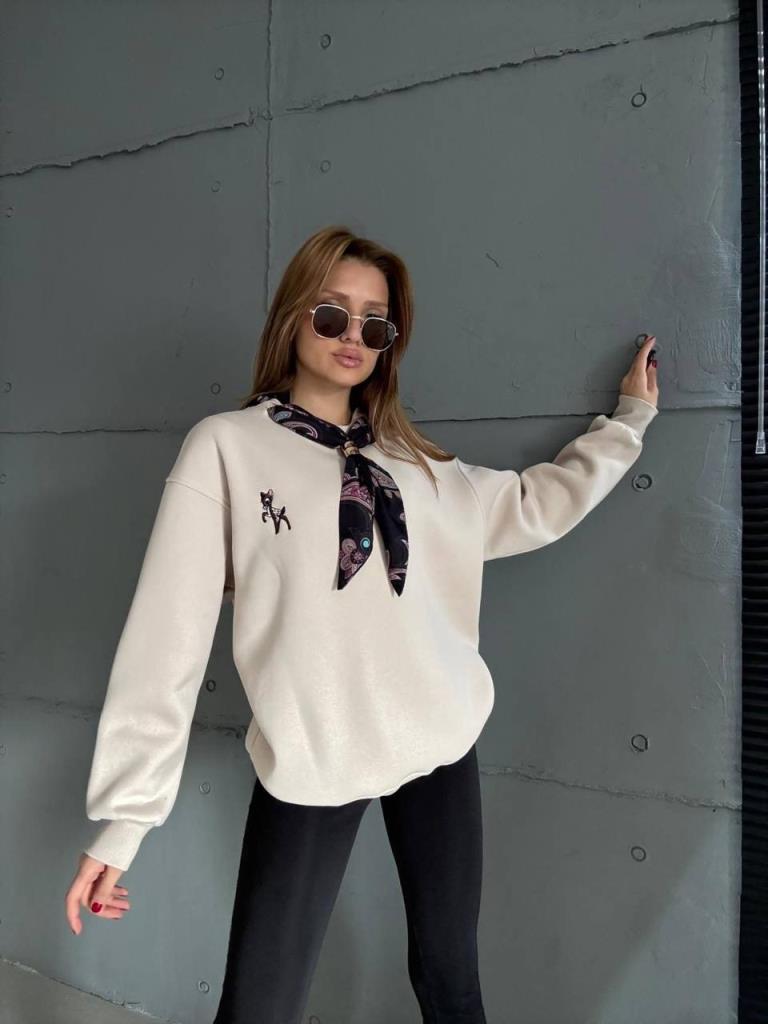 Women's stylish and comfortable new season blouse, model G3725 - Beige