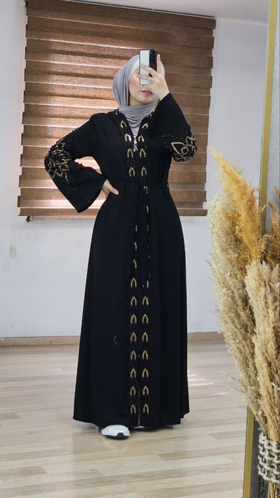 Elegant and modest abaya for veiled women, featuring a sophisticated design, model m2014 - Black