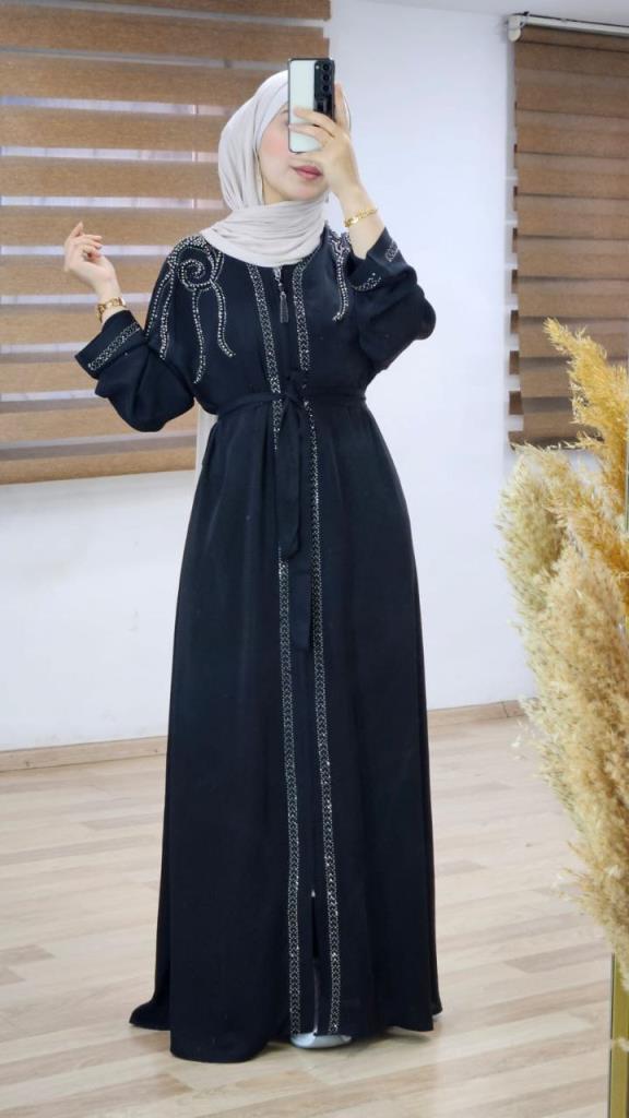 Elegant abaya for veiled women with a luxurious design, ideal for special occasions, model m2018 - Black