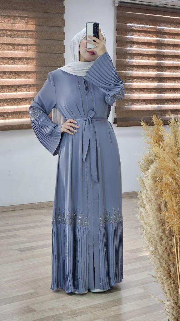 Elegant abaya for veiled women featuring sleeves and gold embroidered details that add a touch of luxury and distinction, model m2019 - Beige