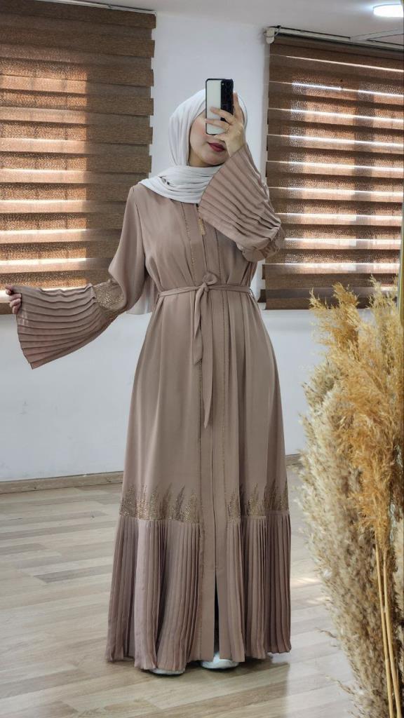 Elegant abaya for veiled women featuring sleeves and gold embroidered details that add a touch of luxury and distinction, model m2019 - Beige