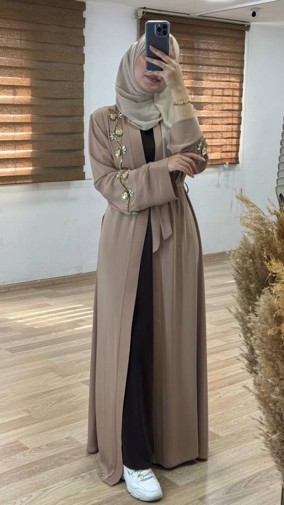 Embroidered two-piece abaya adds a luxurious and elegant touch, with delicate embroidery, model m2025 - Beige