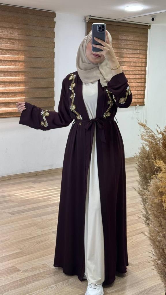 Embroidered two-piece abaya adds a luxurious and elegant touch, with delicate embroidery, model m2025 - Burgundy