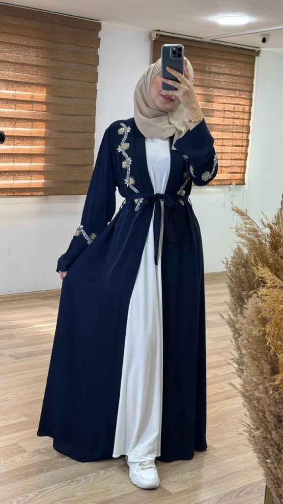 Embroidered two-piece abaya adds a luxurious and elegant touch, with delicate embroidery, model m2025 - Navy Blue