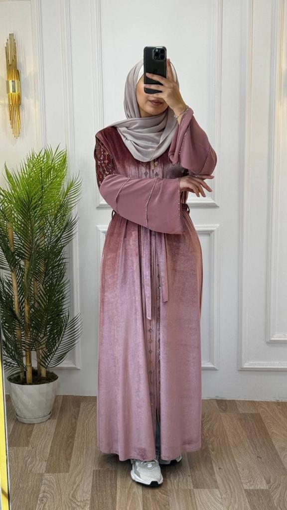 Women's winter velvet abaya, stylish and comfortable, model M2040 - Pink