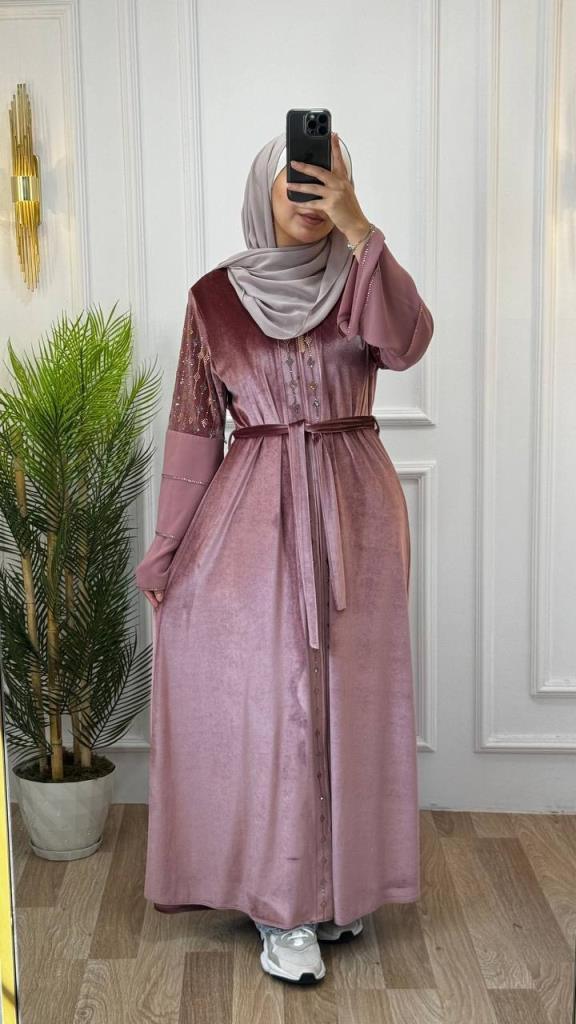 Women's winter velvet abaya, stylish and comfortable, model M2040 - Pink