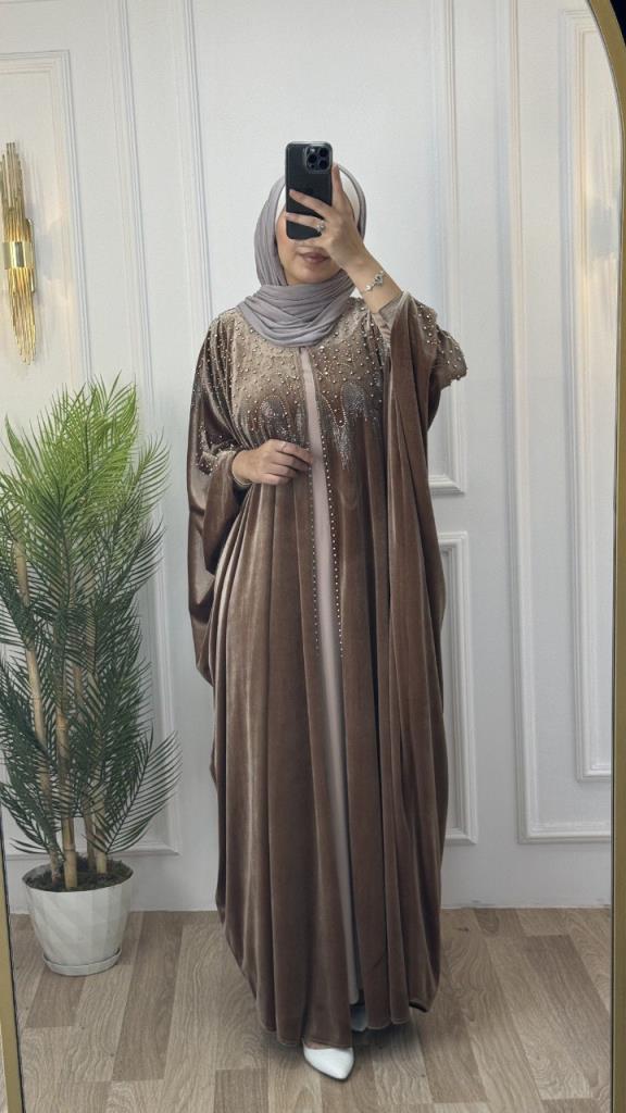 yeni sezonlu kadın kışlık kadife kaftan bol kesim ve şık ve rahattır model m 4464 - TABA