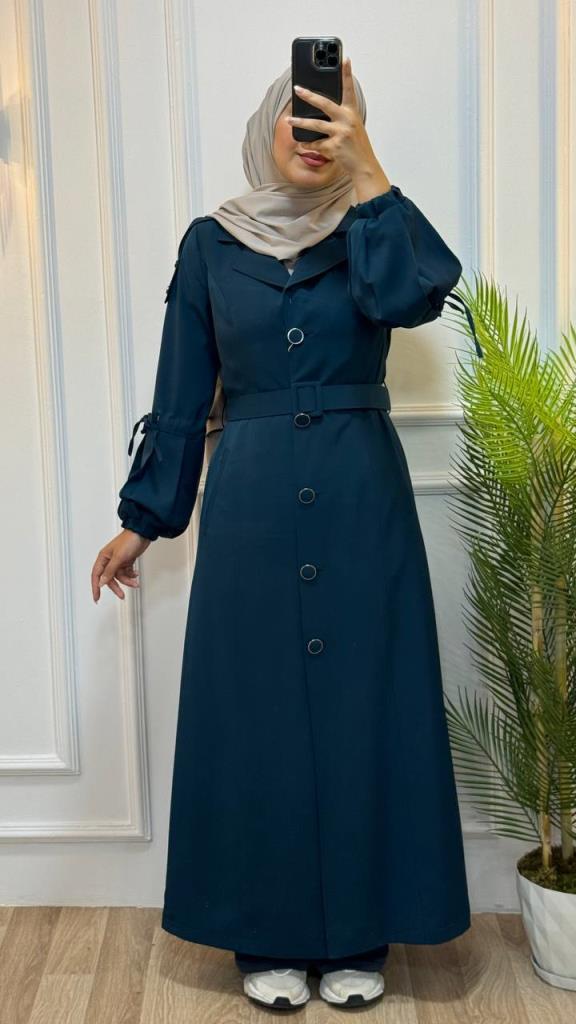 Long and comfortable coat for veiled women, model M8004 - Navy Blue