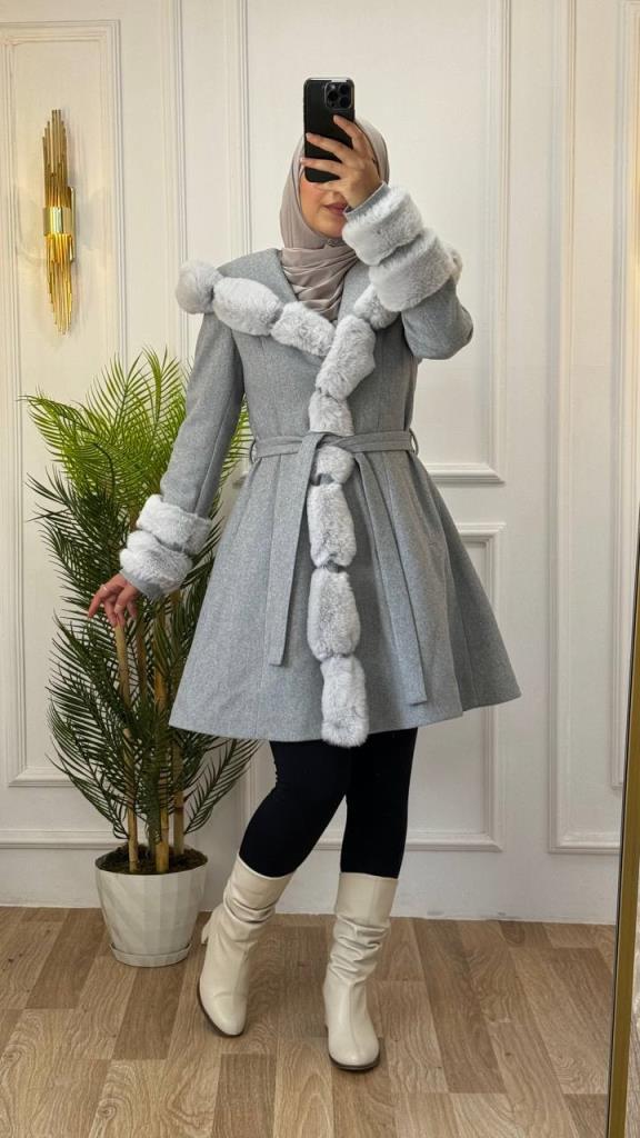 Mid-length winter jacket with fur detail and waist belt, stylish and warm, model m9007 - Ecru