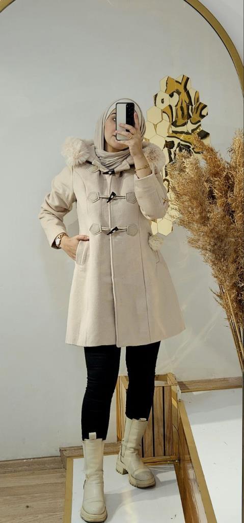 New season women's winter short jacket fur hood suitable for daily use model S0007 - Ecru