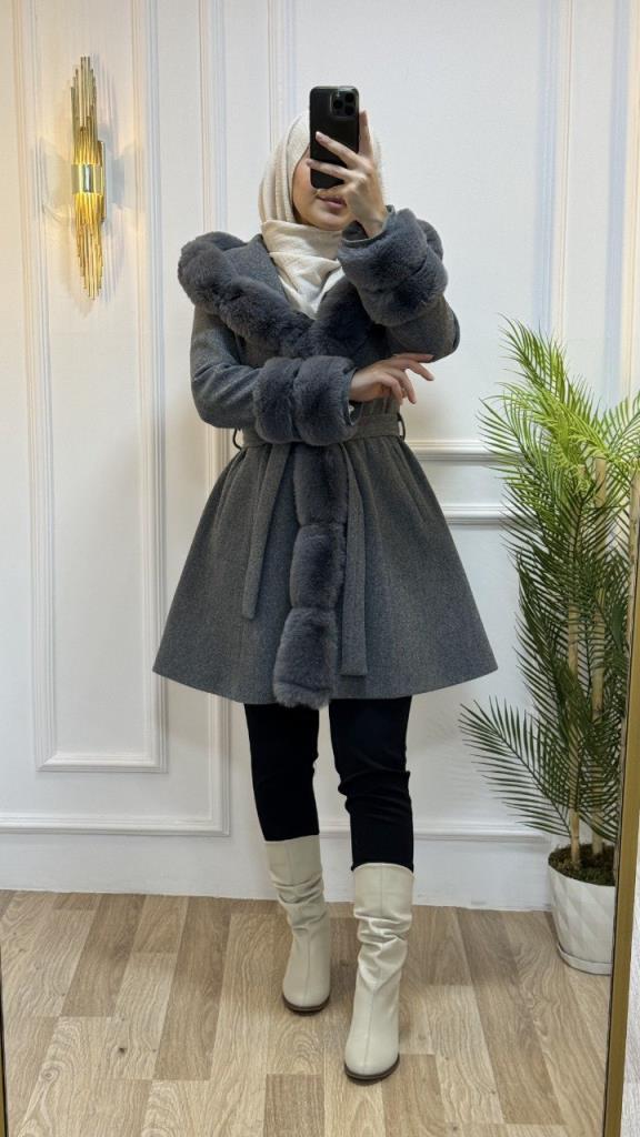 Mid-length winter jacket with fur detail and waist belt, stylish and warm, model m9007 - Gray