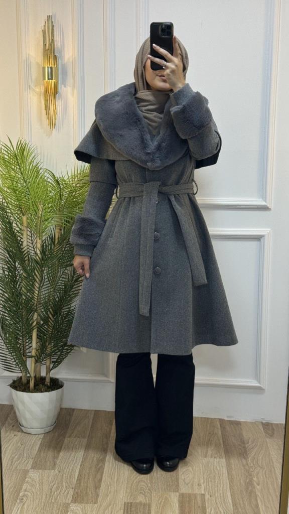 Stylish winter coat with fur collar and sleeves, and belt that highlights the waist, model m9025 - Gray