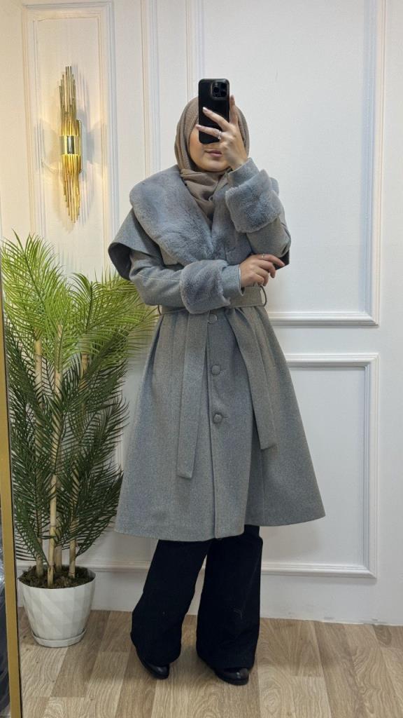 Stylish winter coat with fur collar and sleeves, and belt that highlights the waist, model m9025 - gree