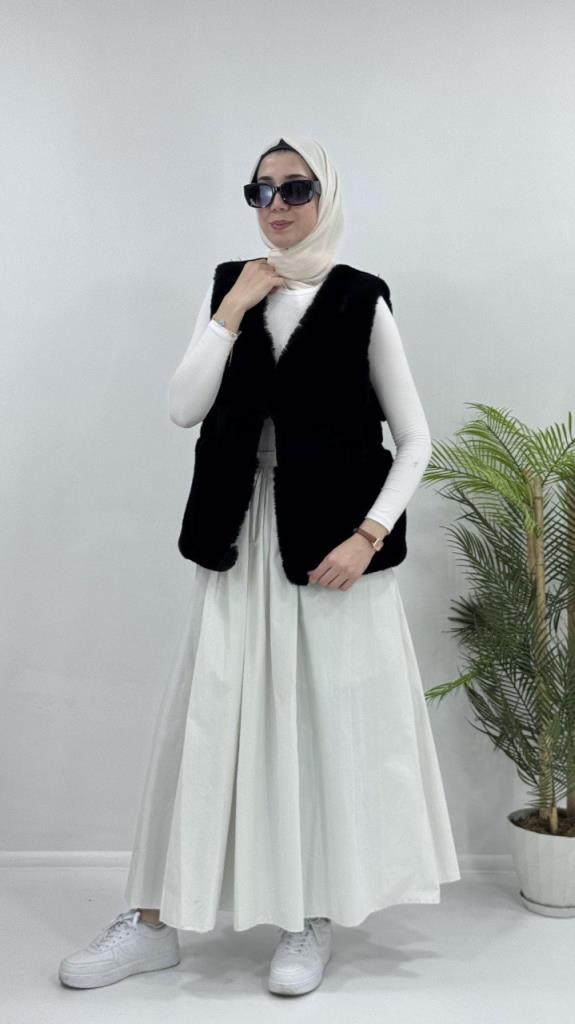 New season women's winter fur jacket is stylish and modern, suitable for daily use, model S0026 - Black