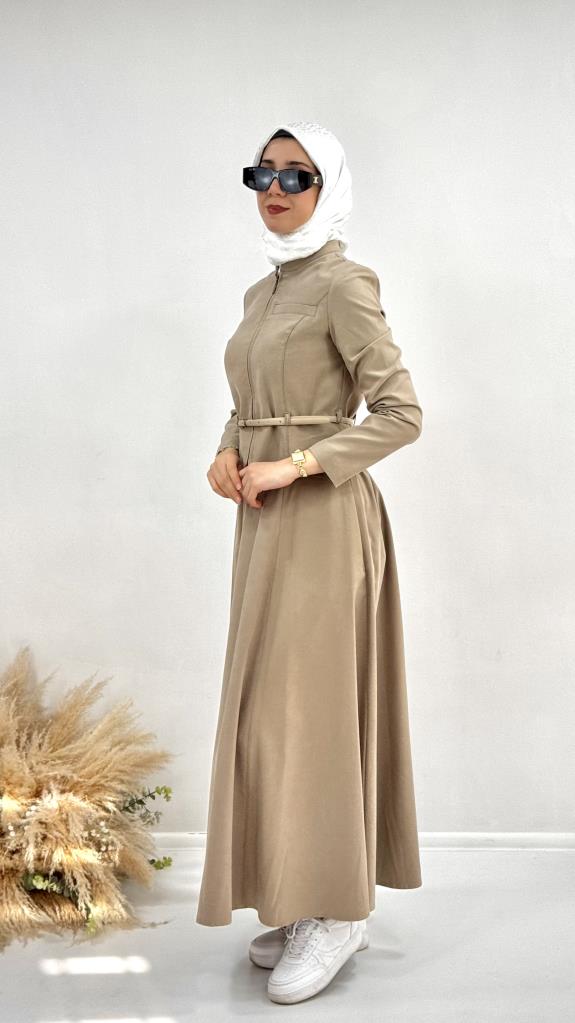 طقم نسائي محتشم موديل G3757 - بيج