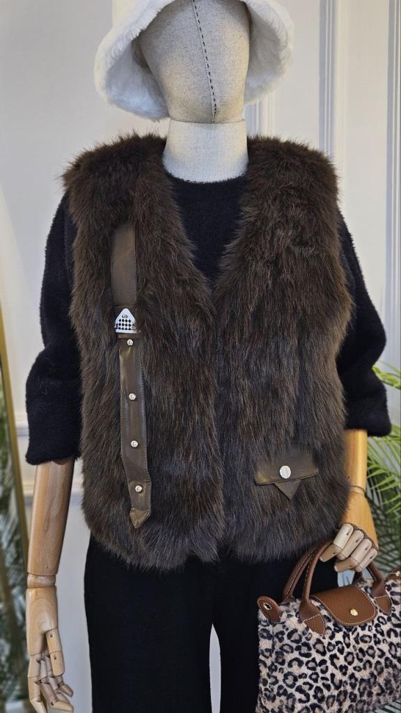 New season women's winter stylish and comfortable fur vest suitable for special occasions model Z0023 - Brown