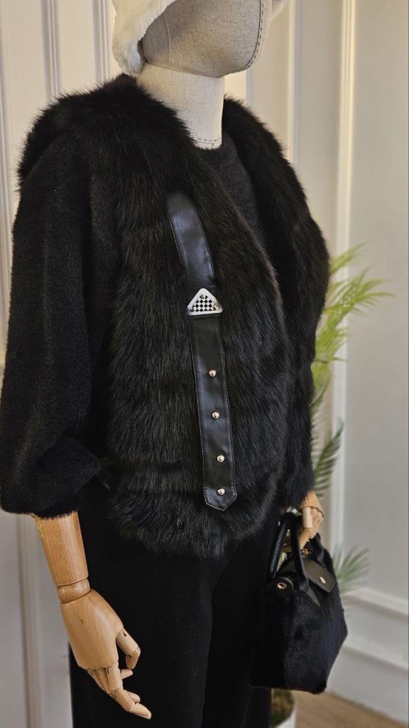 New season women's winter stylish and comfortable fur vest suitable for special occasions model Z0023 - Black