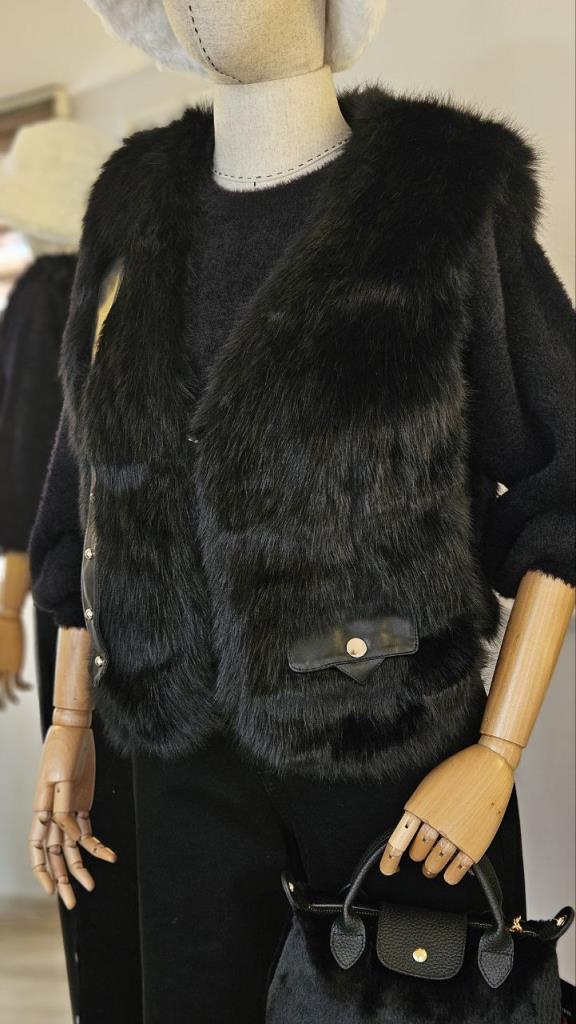 New season women's winter stylish and comfortable fur vest suitable for special occasions model Z0023 - Black