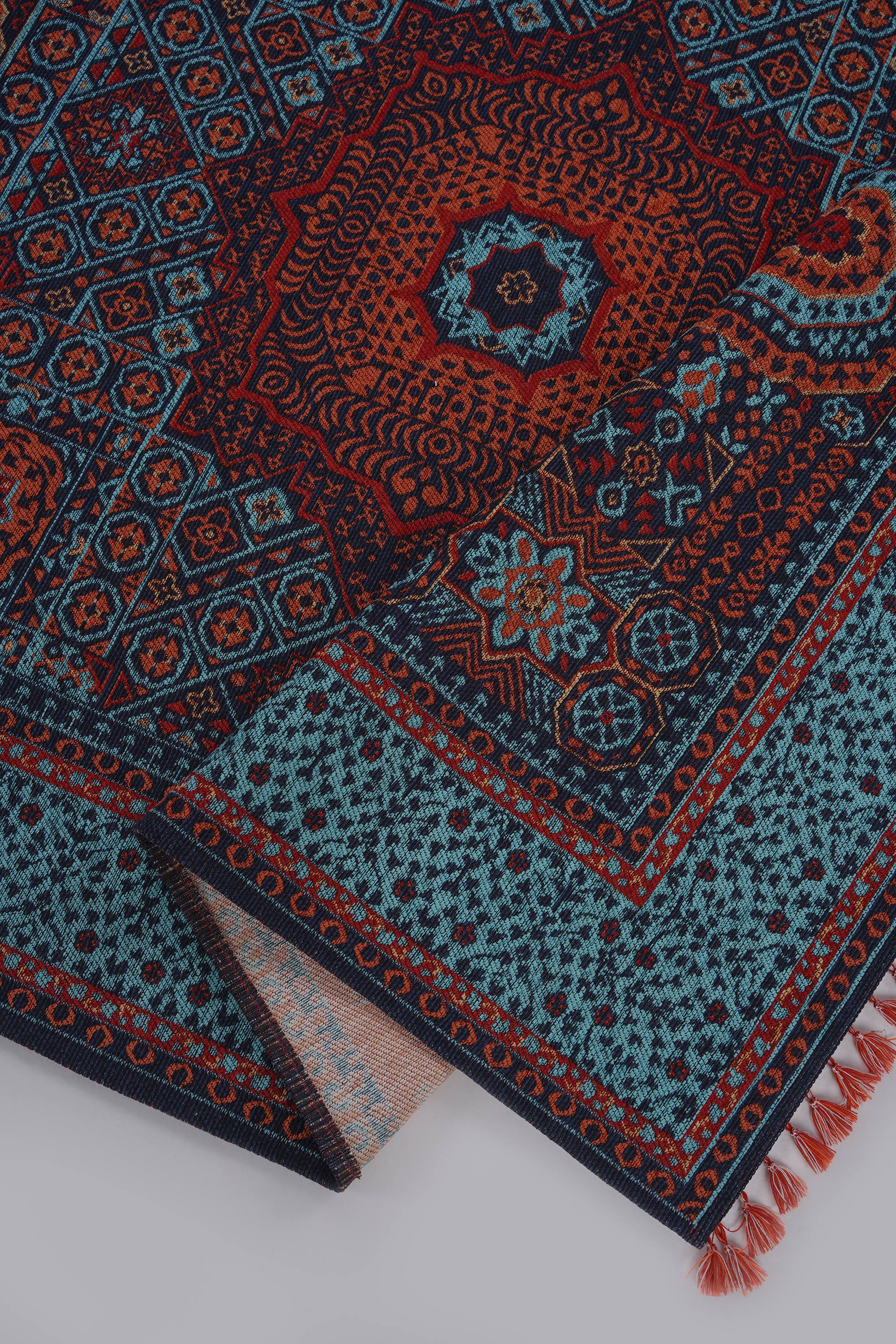 Mira Memlük V15 Kaymaz Tabanlı Yıkanabilir Klasik Kilim - Detay 3