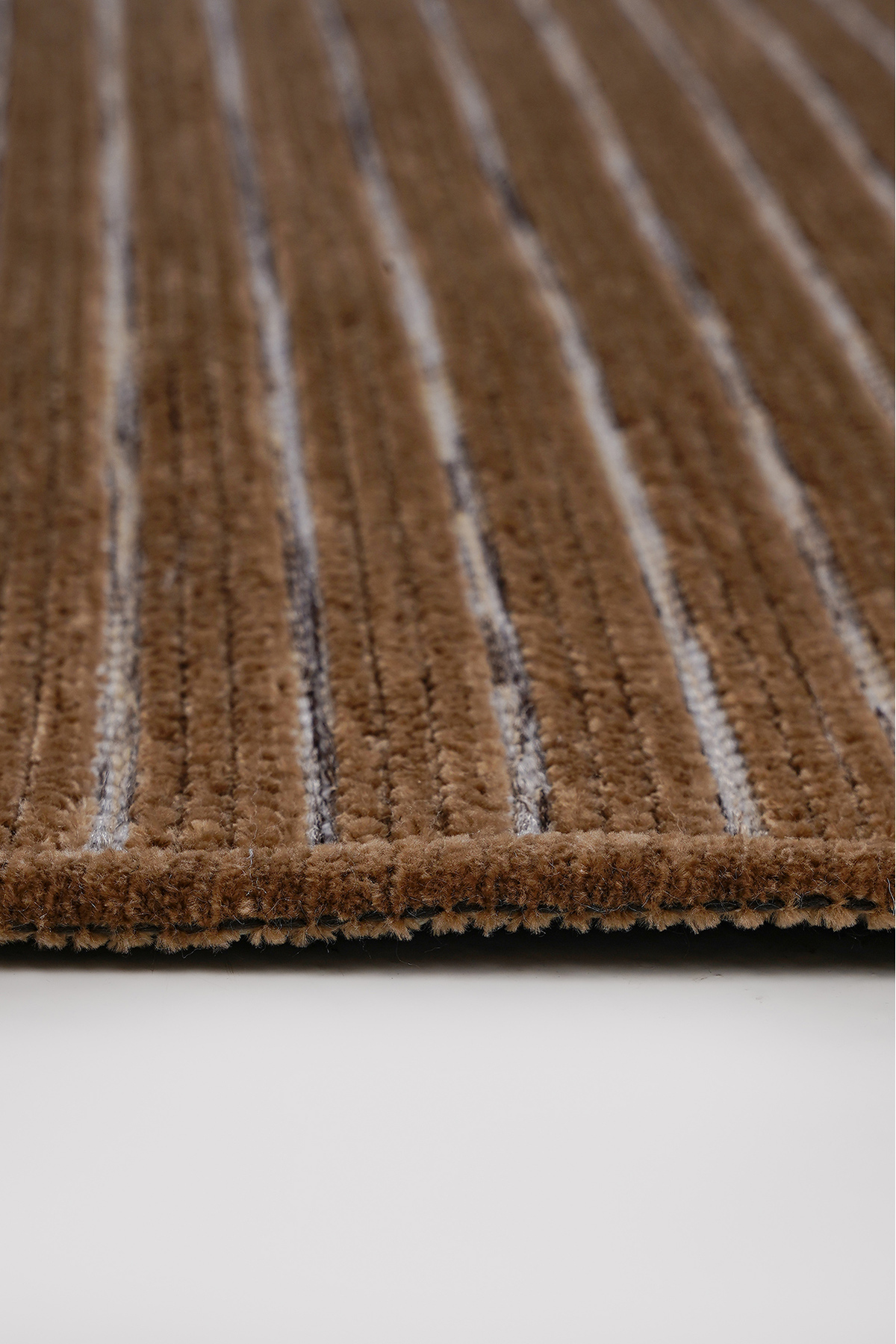 Ravi 1705A Vizon Kaymaz Taban Yıkanabilir Yumuşak Dokulu Kilim