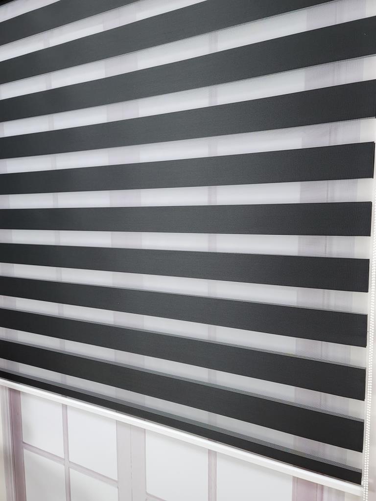 BBB Düz Renk Stor Zebra Perde Sert Plastik Kasalı görsel
