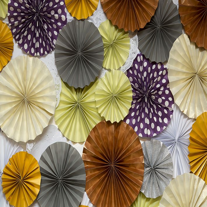 baskılı fon perde yuvarlak origami etkili renkli kağıt desenli