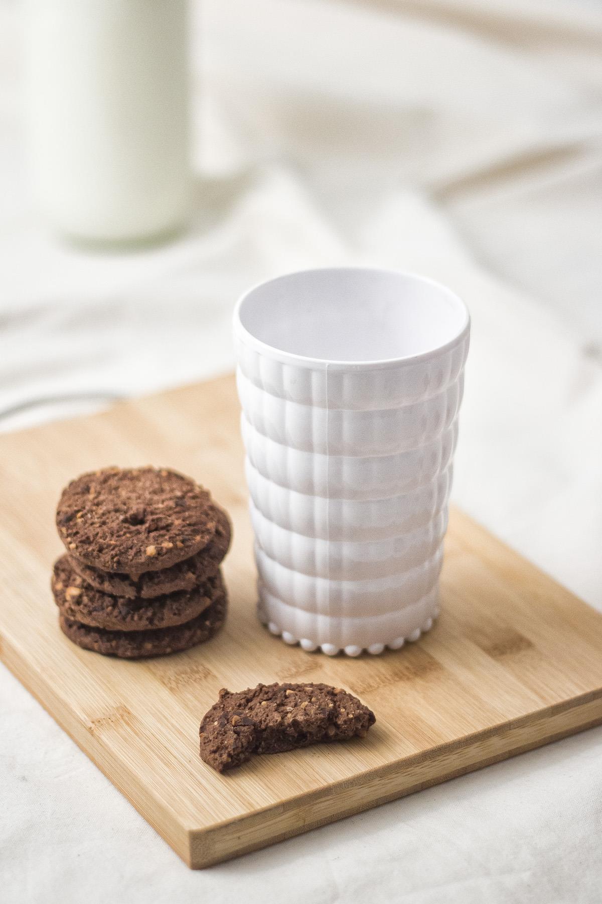 Allegra White Acrylic Cup  Su 400 ml Water , Not bat Glass For Flower and Coffee Presentations  Dayanıklı Break Resistant Single