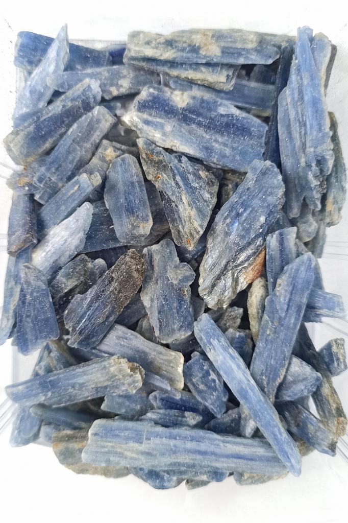 25 Gram Kyanit Doğal Parçalar Canlı Mavi Renk 603