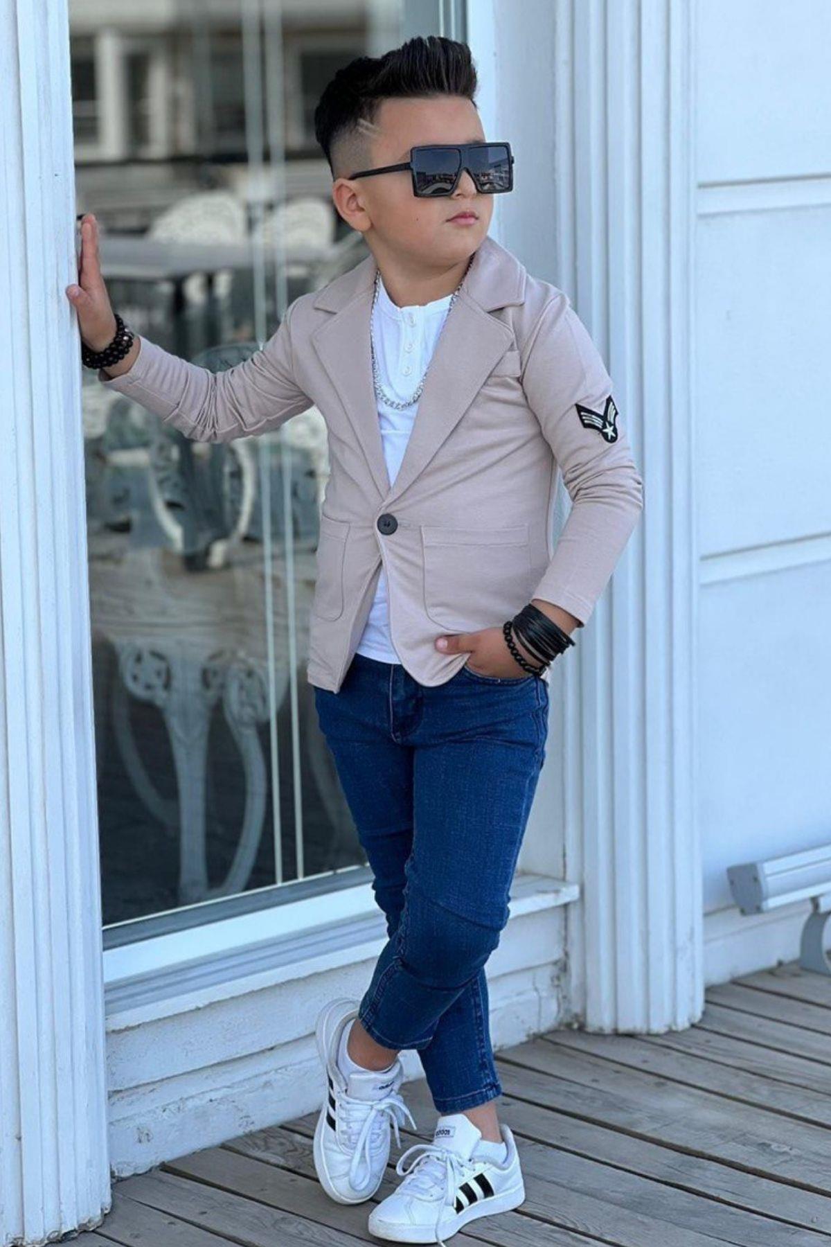 Erkek Çocuk Armalı Blazer Ceket ve Uzun Kollu Düğmeli Tişört Krem Alt Üst Takım