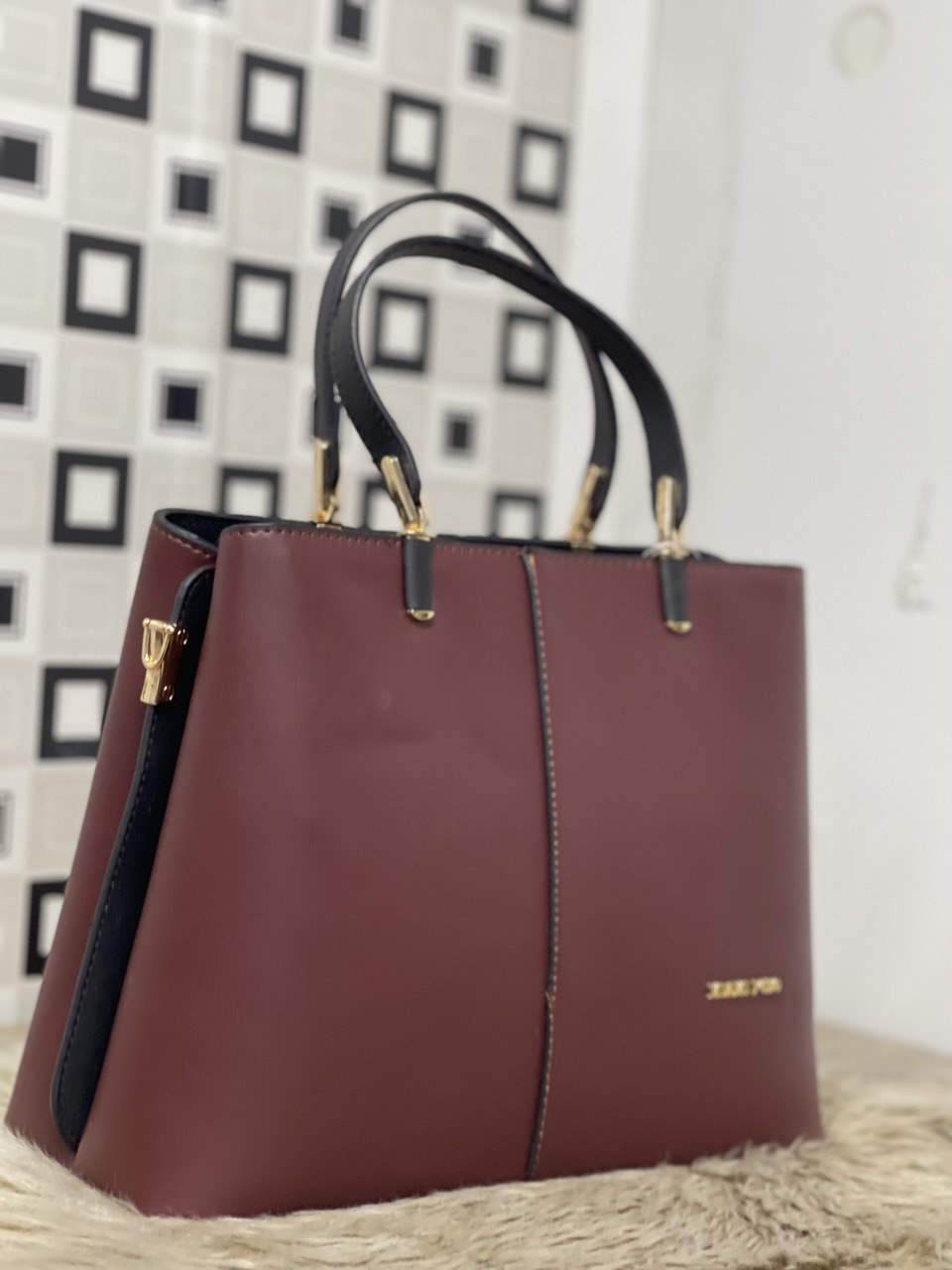 WOMEN'S HAND AND ARM LEATHER BAG -931-1 Bordo