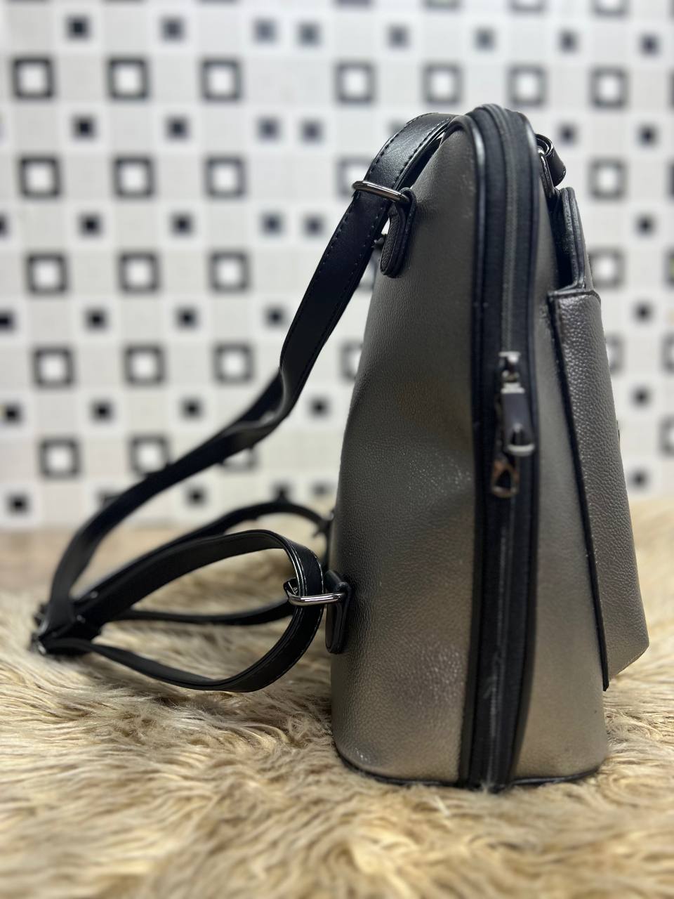 Elegant Leather Backpack - 969 - dark Anthracite