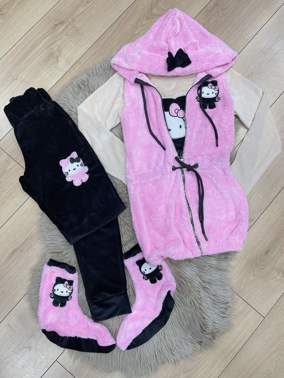 4-PIECE VELVET SUIT WOMEN'S TRACKSUIT - VEST - T-SHIRT - TROUSERS - SOCKS 1085 Pembe