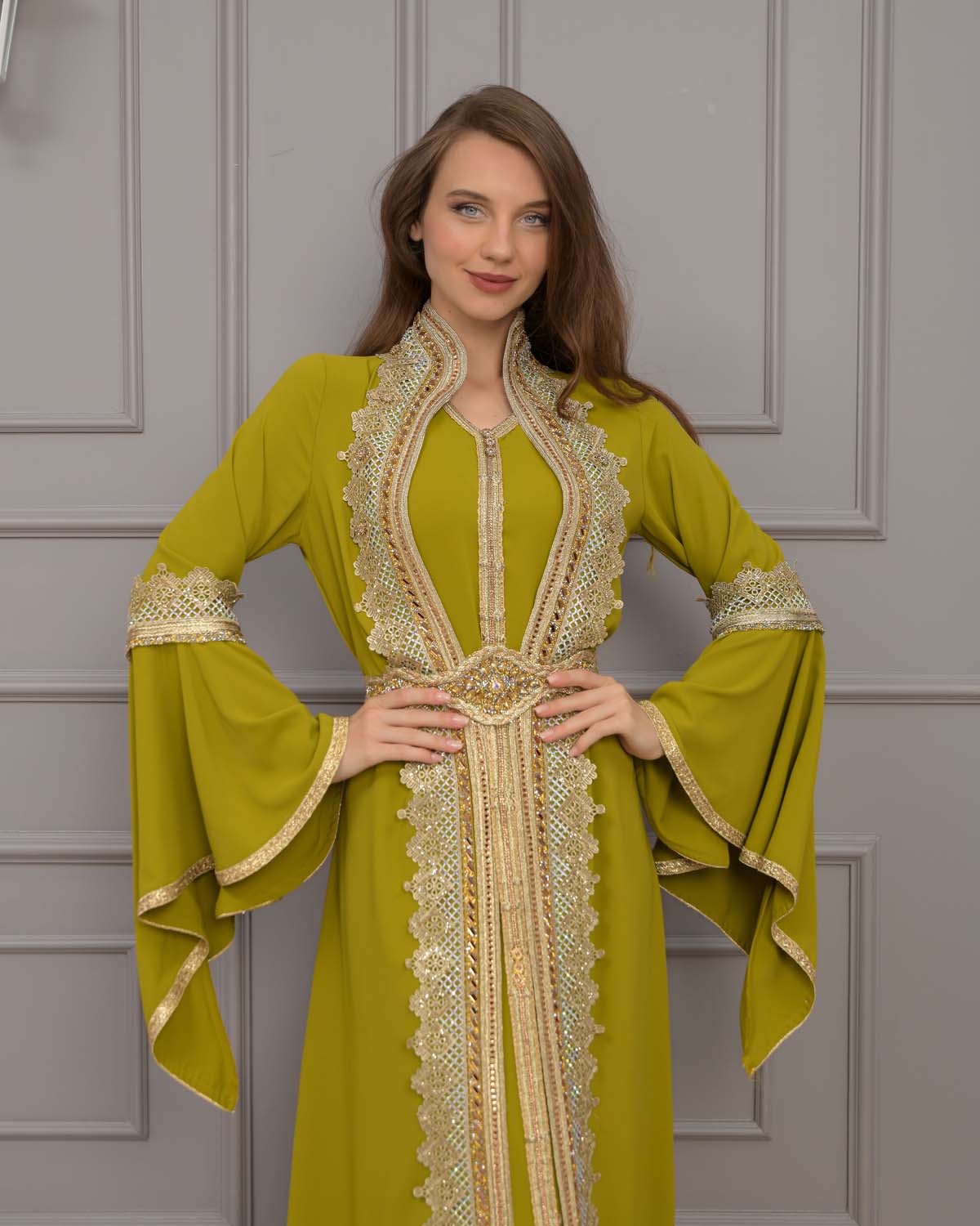 Gold-embroidered kaftan Abiye 4117 - pea