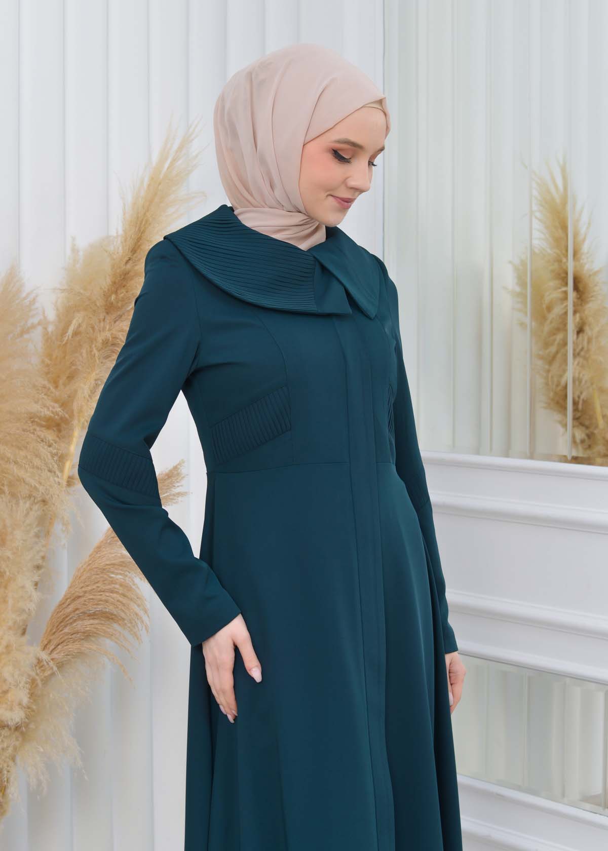 ZIPPERED PLEATED COLLAR WOMAN'S HIJAB LONG TOPCOAT 1201 Haki