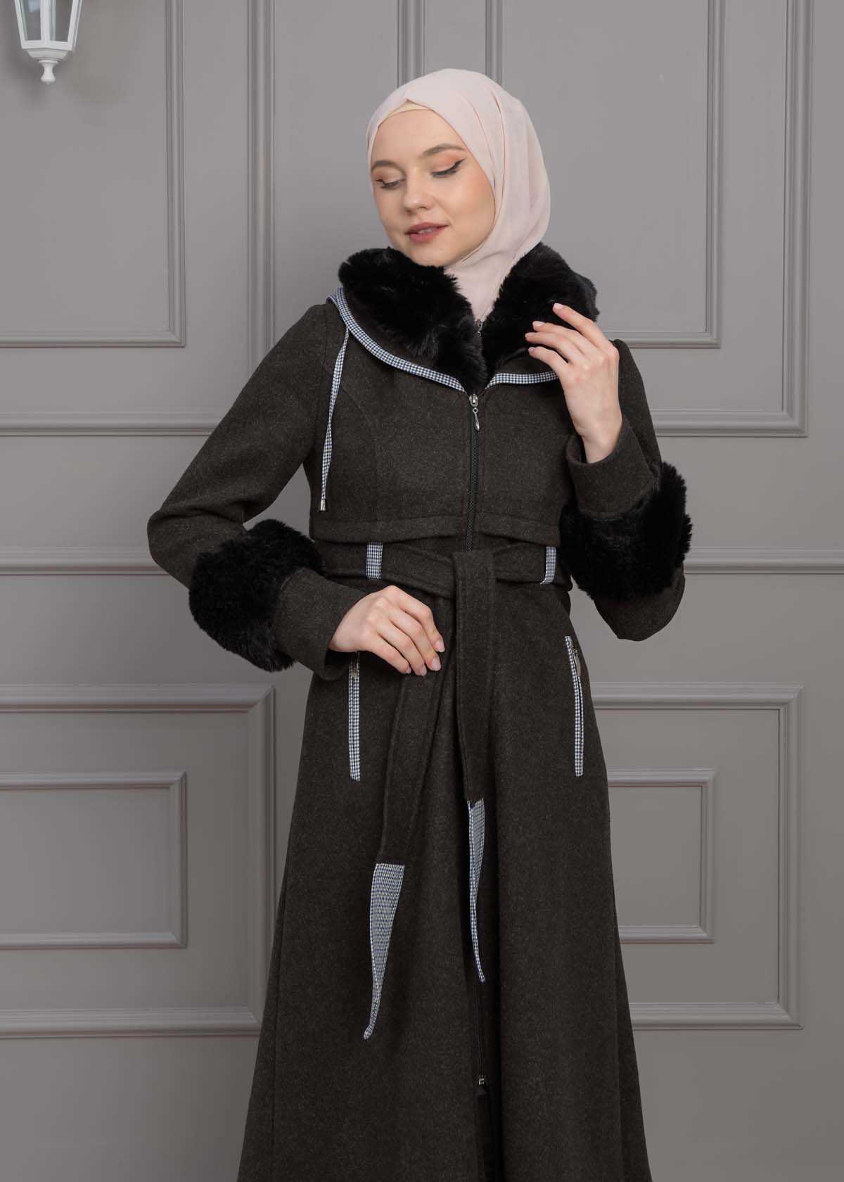 BELTED CACHET TOPCOAT WITH HOOD AND SLEEVE FUR DETAILS 1355 Siyah