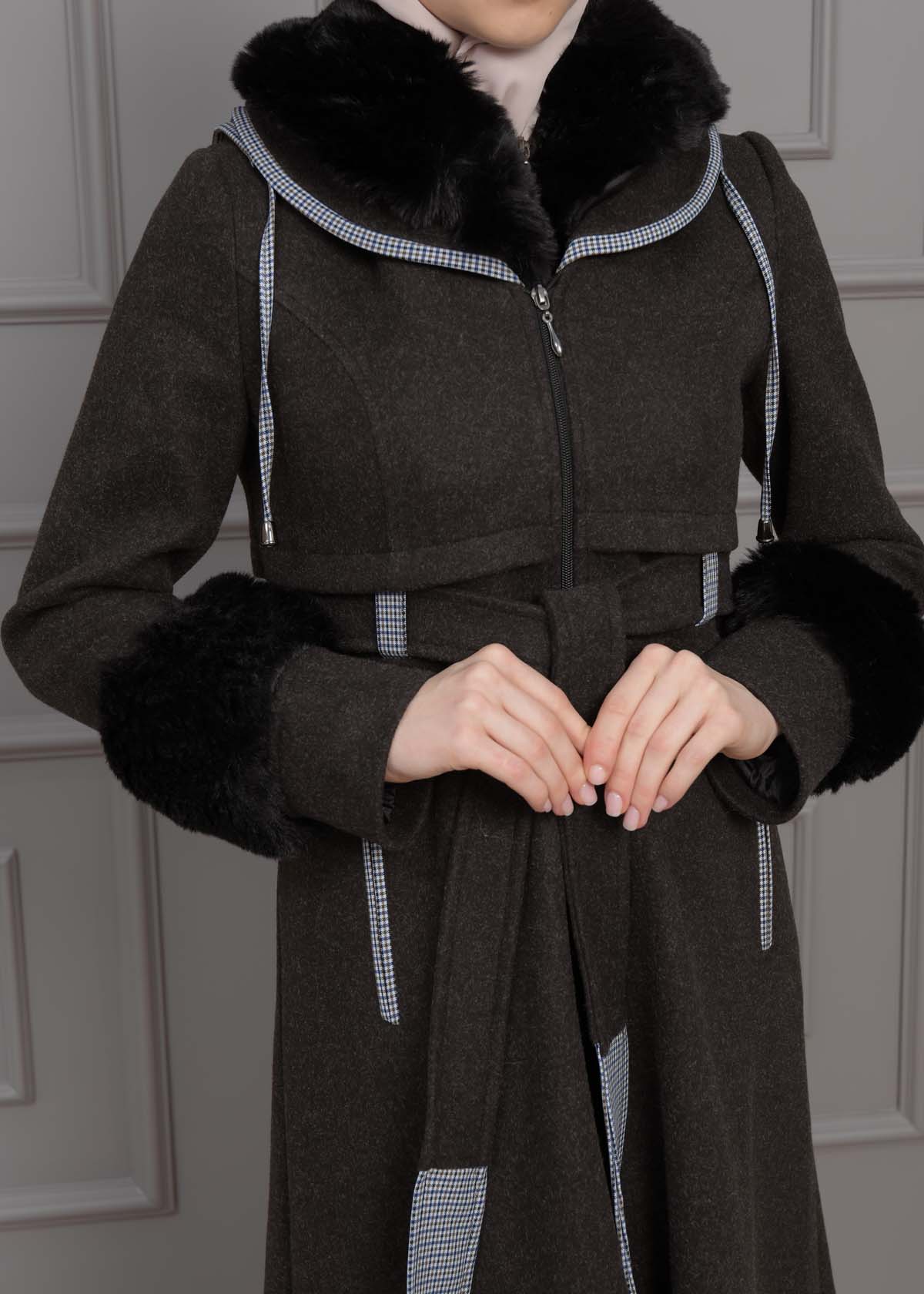 BELTED CACHET TOPCOAT WITH HOOD AND SLEEVE FUR DETAILS 1355 Siyah