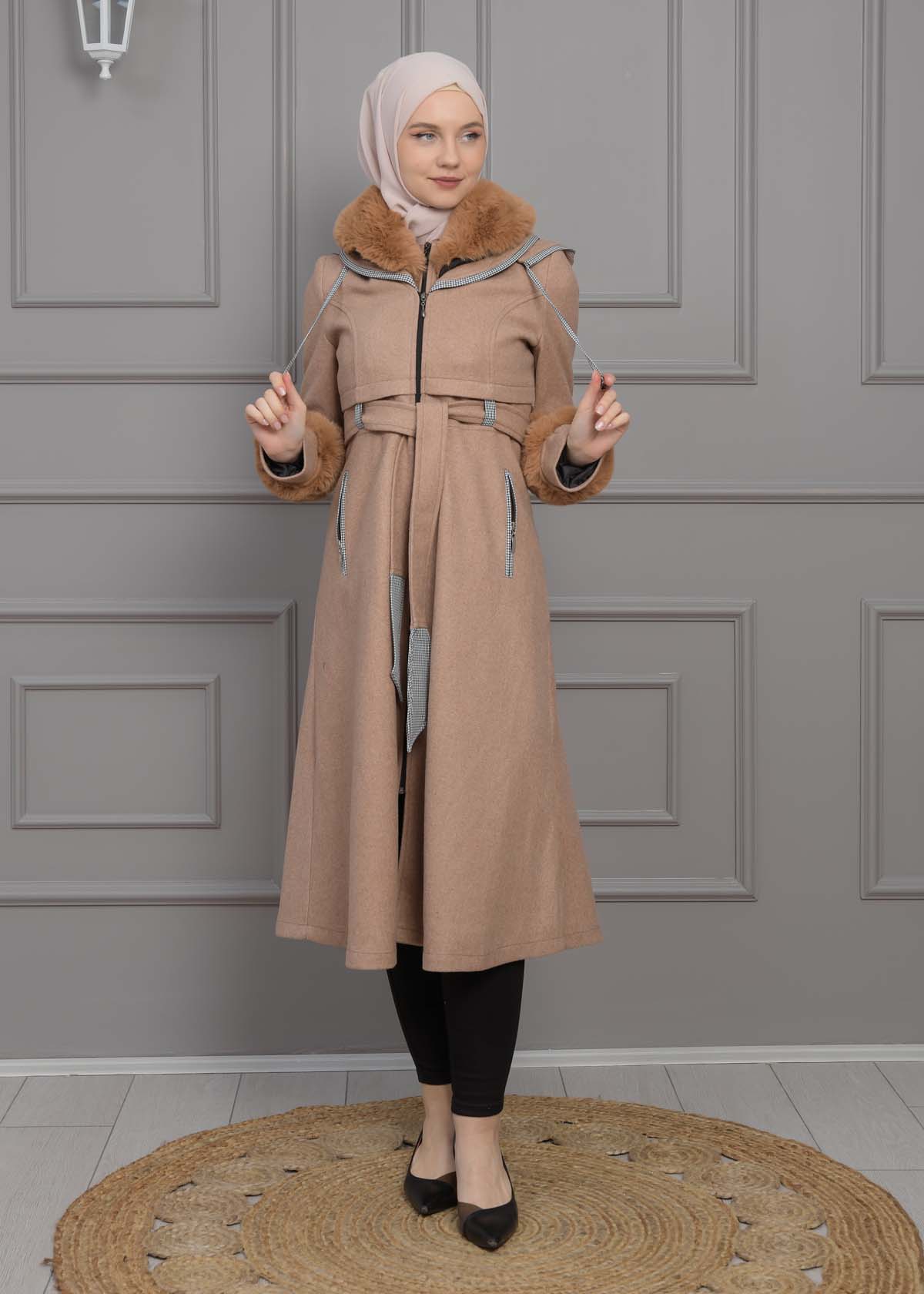 BELTED CACHET TOPCOAT WITH HOOD AND SLEEVE FUR DETAILS 1355 Bej