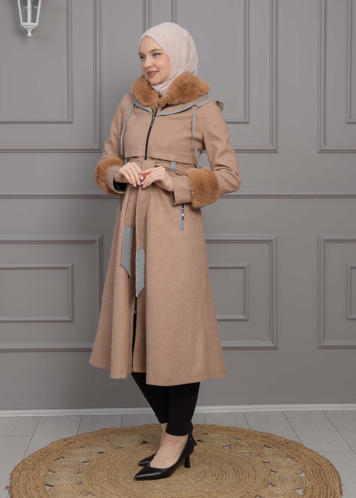 BELTED CACHET TOPCOAT WITH HOOD AND SLEEVE FUR DETAILS 1355 Bej