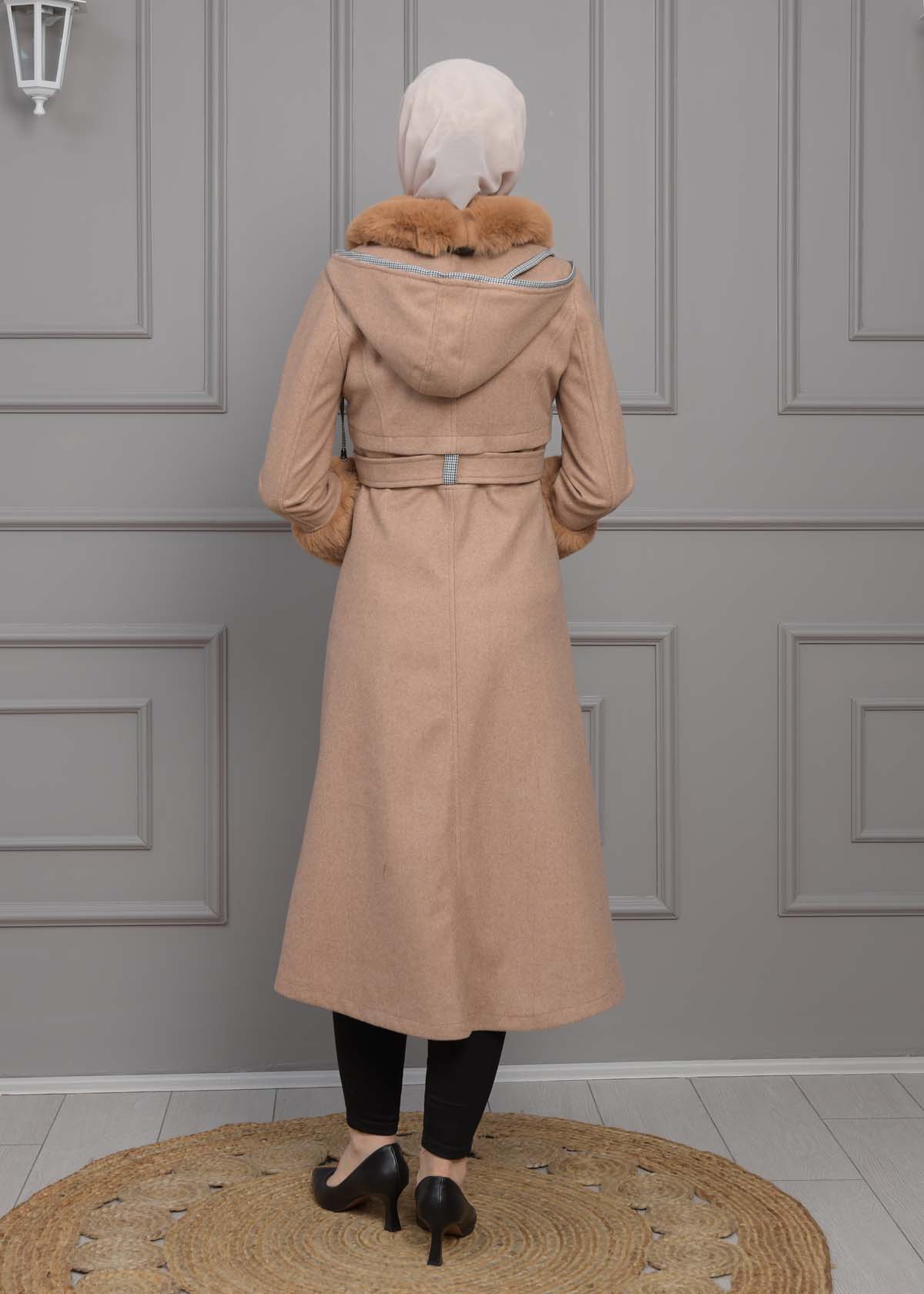 BELTED CACHET TOPCOAT WITH HOOD AND SLEEVE FUR DETAILS 1355 Bej