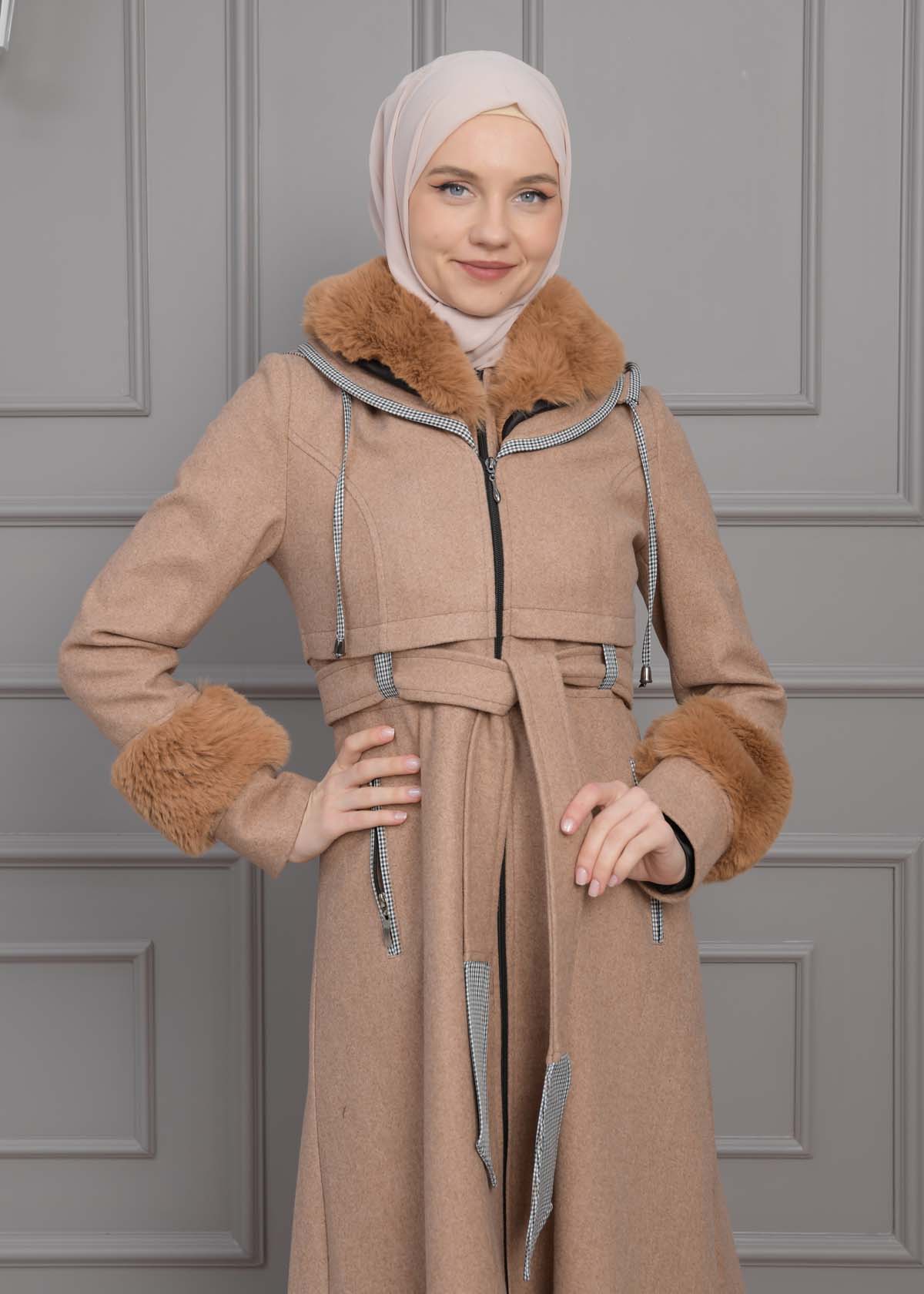 BELTED CACHET TOPCOAT WITH HOOD AND SLEEVE FUR DETAILS 1355 Bej