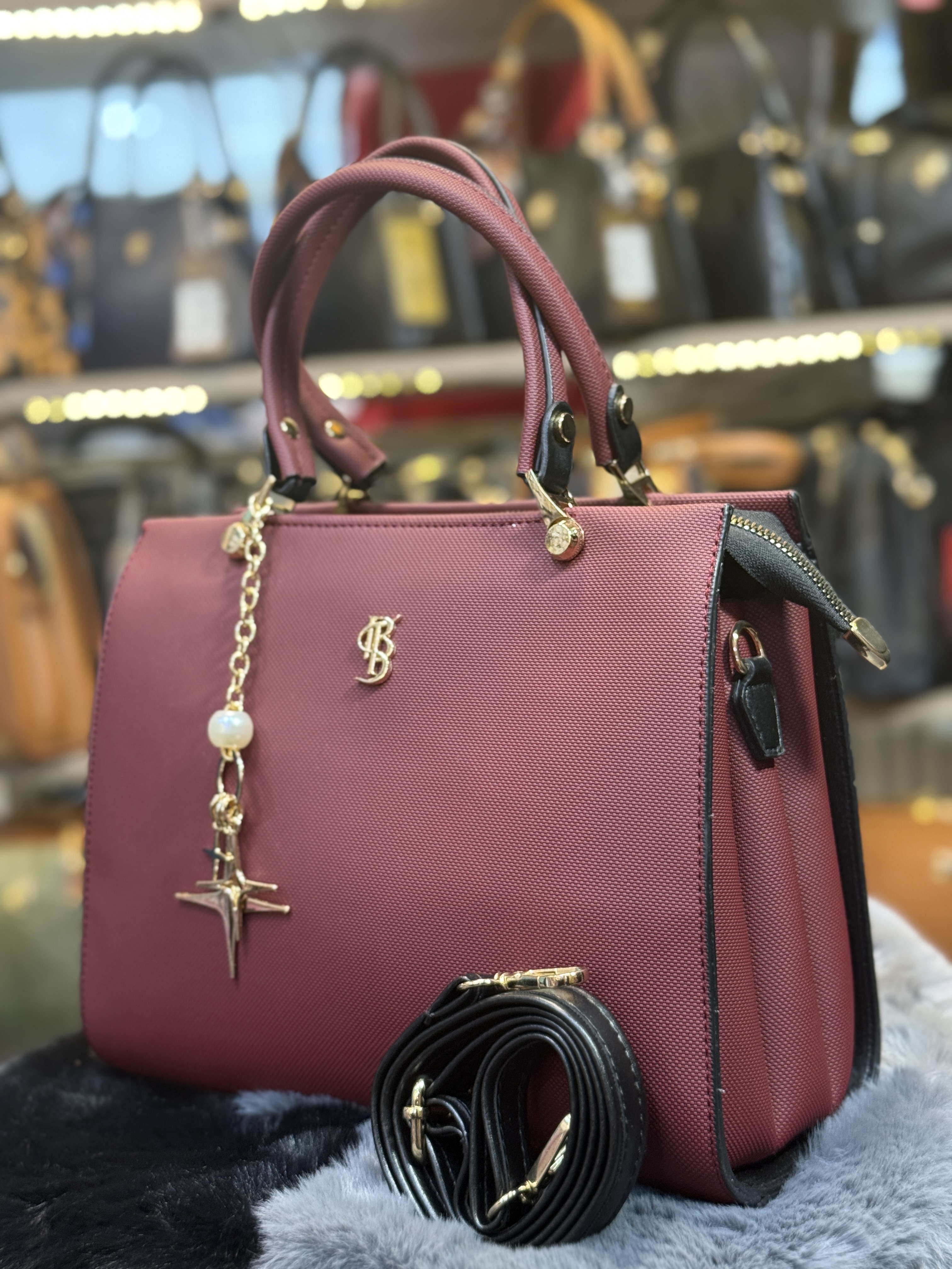 Modern Design Luxury Leather Womens Handbag - Code 981 - burgundy