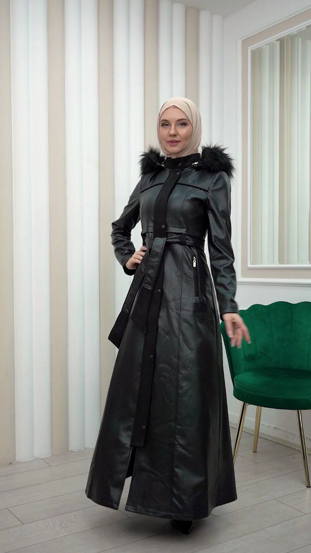 ZIPPERED FRONT HOODED LEATHER HIJAB COAT 1338 Siyah