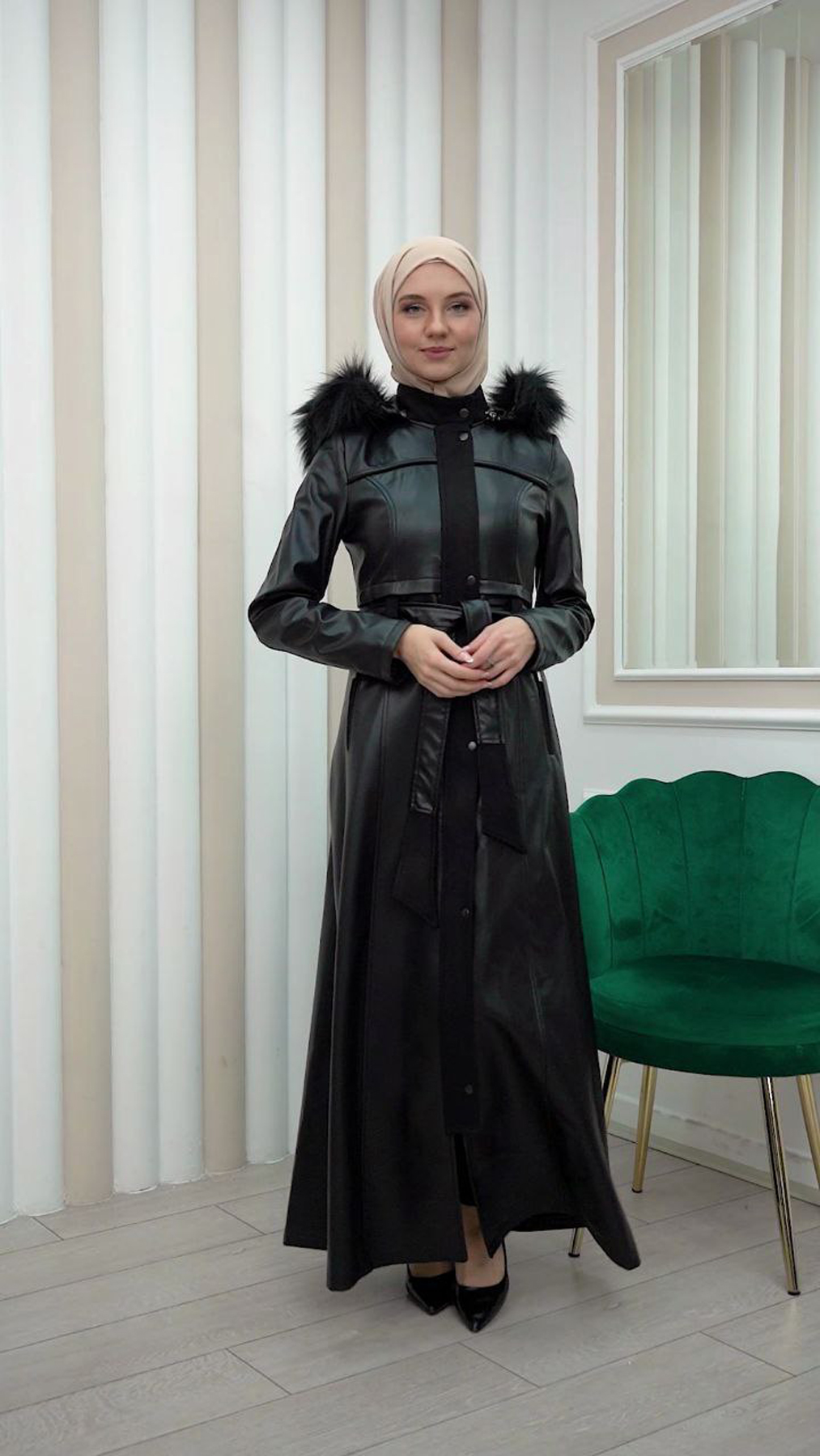 ZIPPERED FRONT HOODED LEATHER HIJAB COAT 1338 Siyah