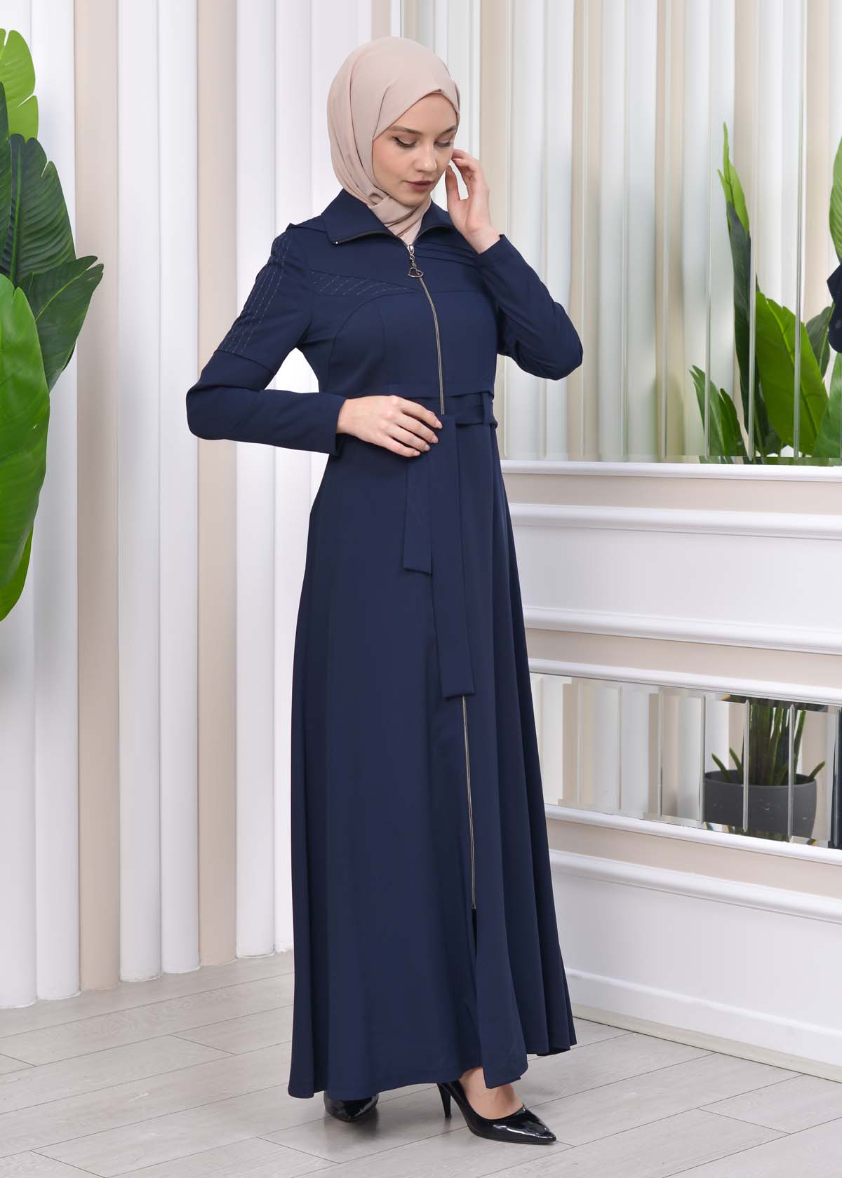 Hooded-Belted Hijab Topcoat 1212 with front zipper Lacivert