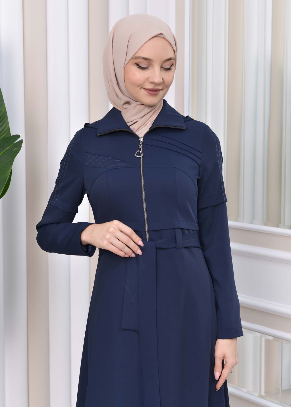 Hooded-Belted Hijab Topcoat 1212 with front zipper Lacivert