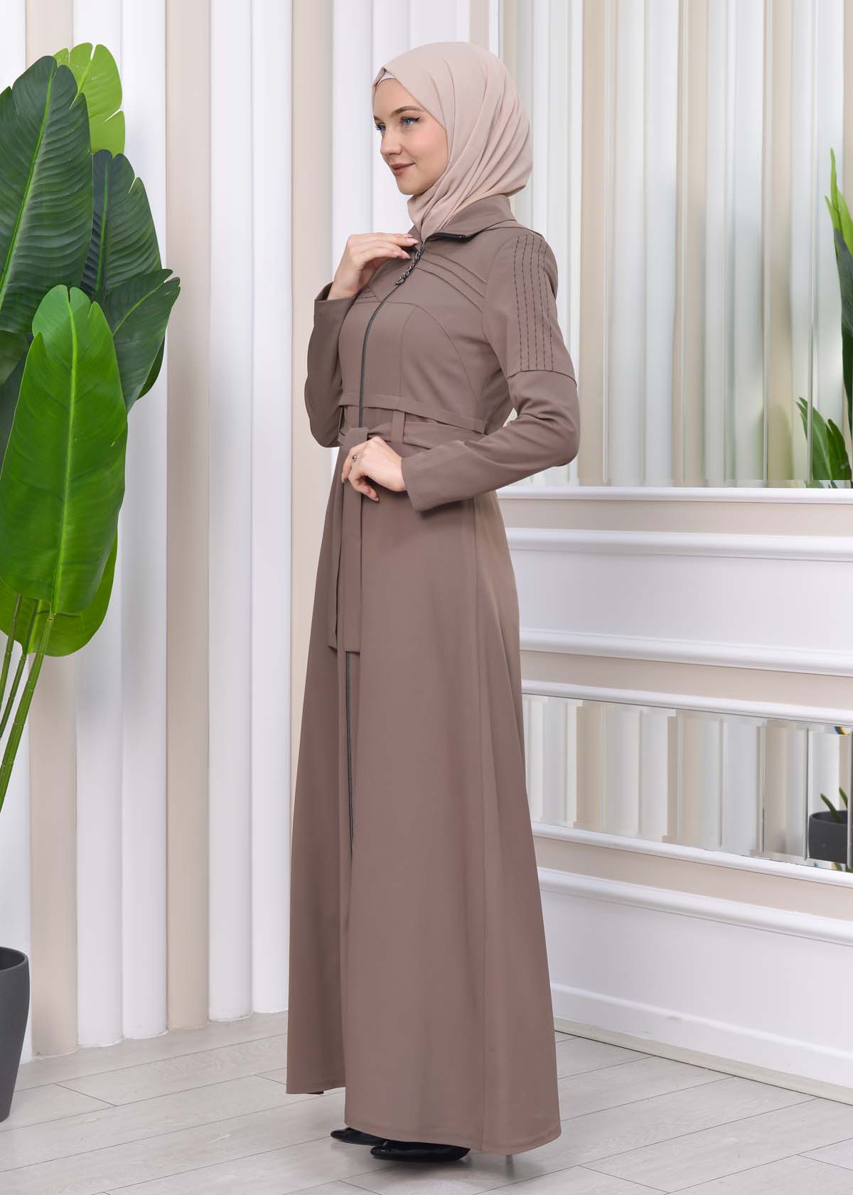 Hooded-Belted Hijab Topcoat 1212 with front zipper Bej