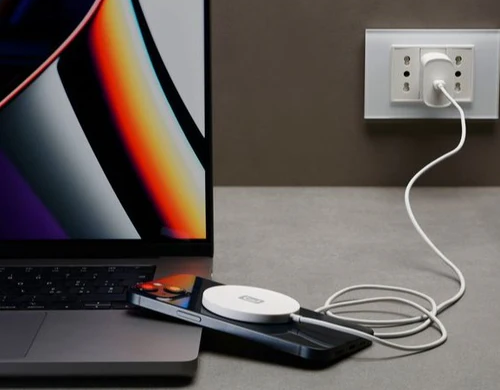 cellular-line-iphone-magsafe-kablosuz-sarj-standi-20w-duvar-sarji-243290.png