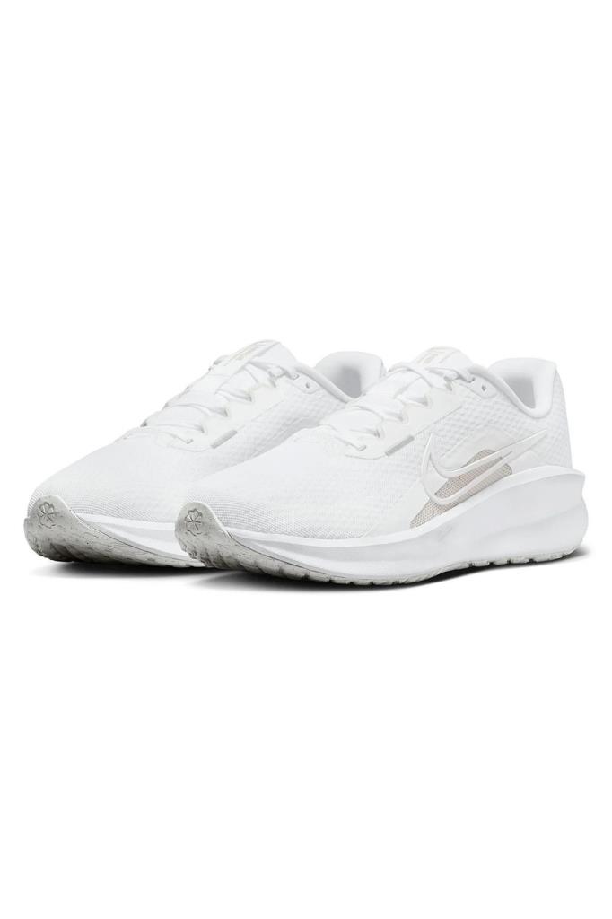 nike-downshifter-13-fd6454-100-unisex-yuruyus-ve-kosu-ayakkabisi-beyaz-36-45-28463.jpg